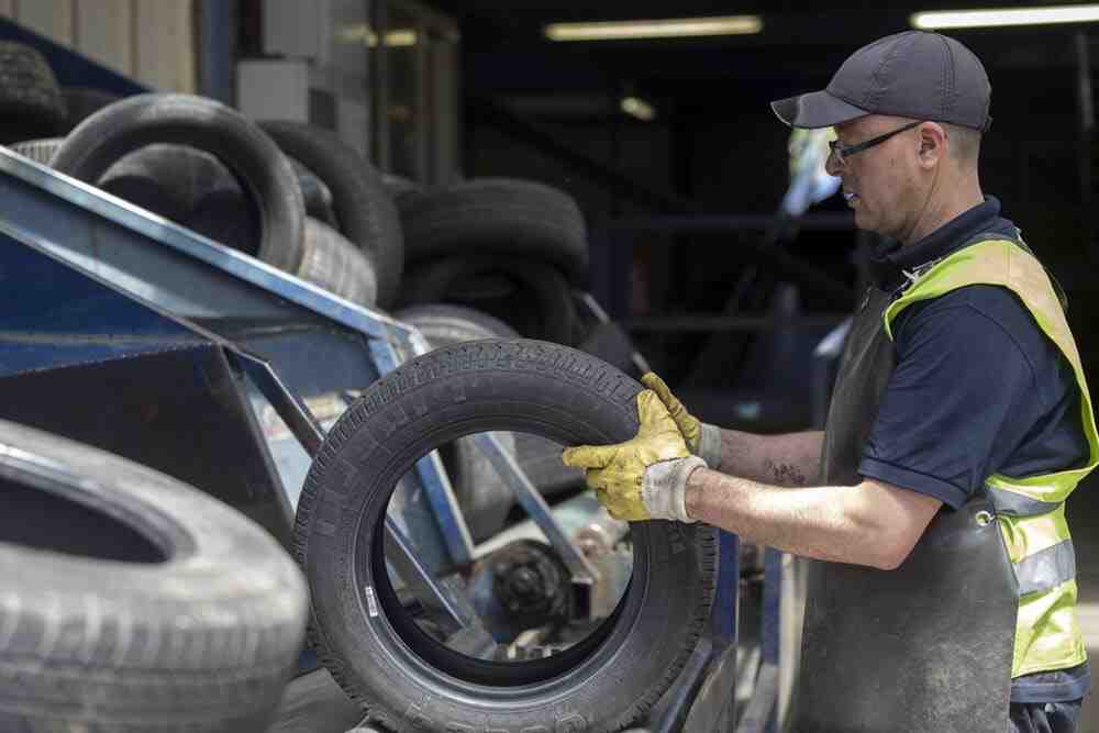 Comment se débarrasser des vieux pneus de tracteur ?